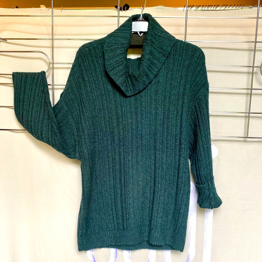 Cabi Tryst Pullover Sweater